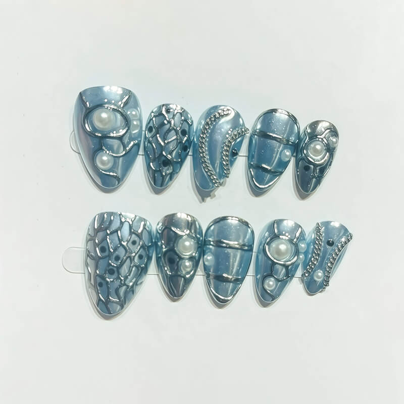 Luxurious Silver Metallic Press-on Nails